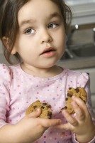 Peanut allergies in children makes for difficult choices for kids and parents